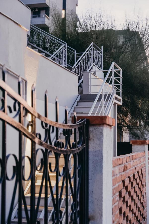 Apartments Mehmeti Влёра Экстерьер фото