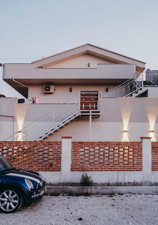 Apartments Mehmeti Влёра Экстерьер фото